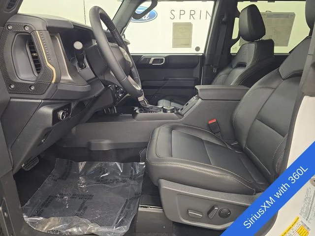 New 2026 Oxford White Ford Badlands® image 25