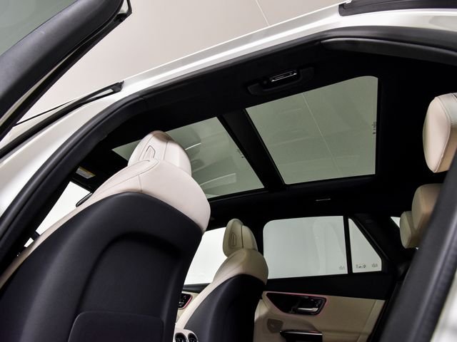Certified Used 2025 White Mercedes-Benz GLC 300 image 35