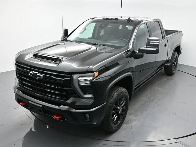 Used 2025 Black Chevrolet LTZ image 35