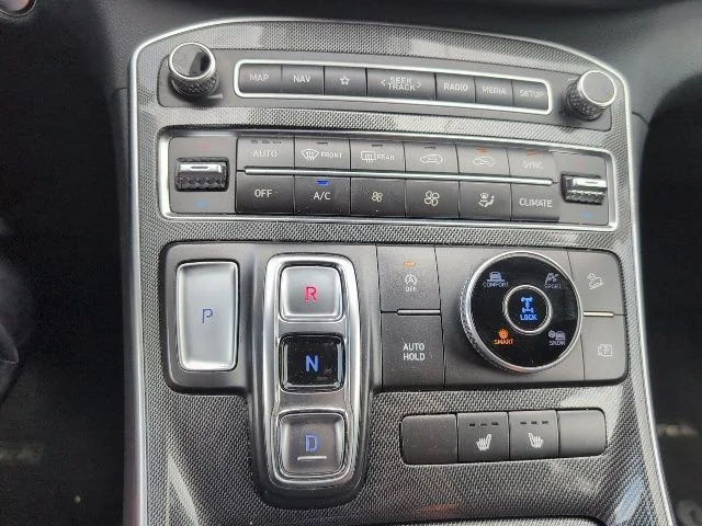 Used 2023 Gray Hyundai SEL image 26