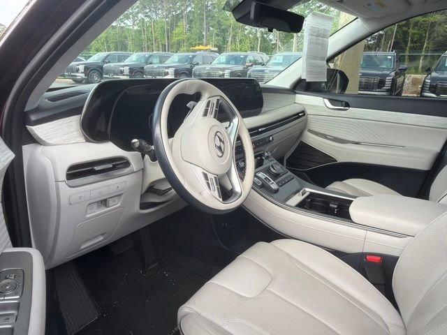 Used 2024 Sierra Burgundy Hyundai Calligraphy image 12