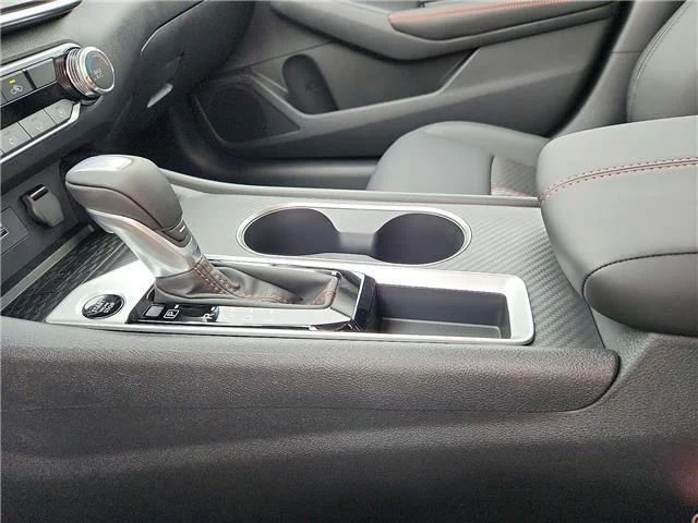 New 2026 KH3 Super Blac Nissan SR Front-Wheel Drive Sedan image 12