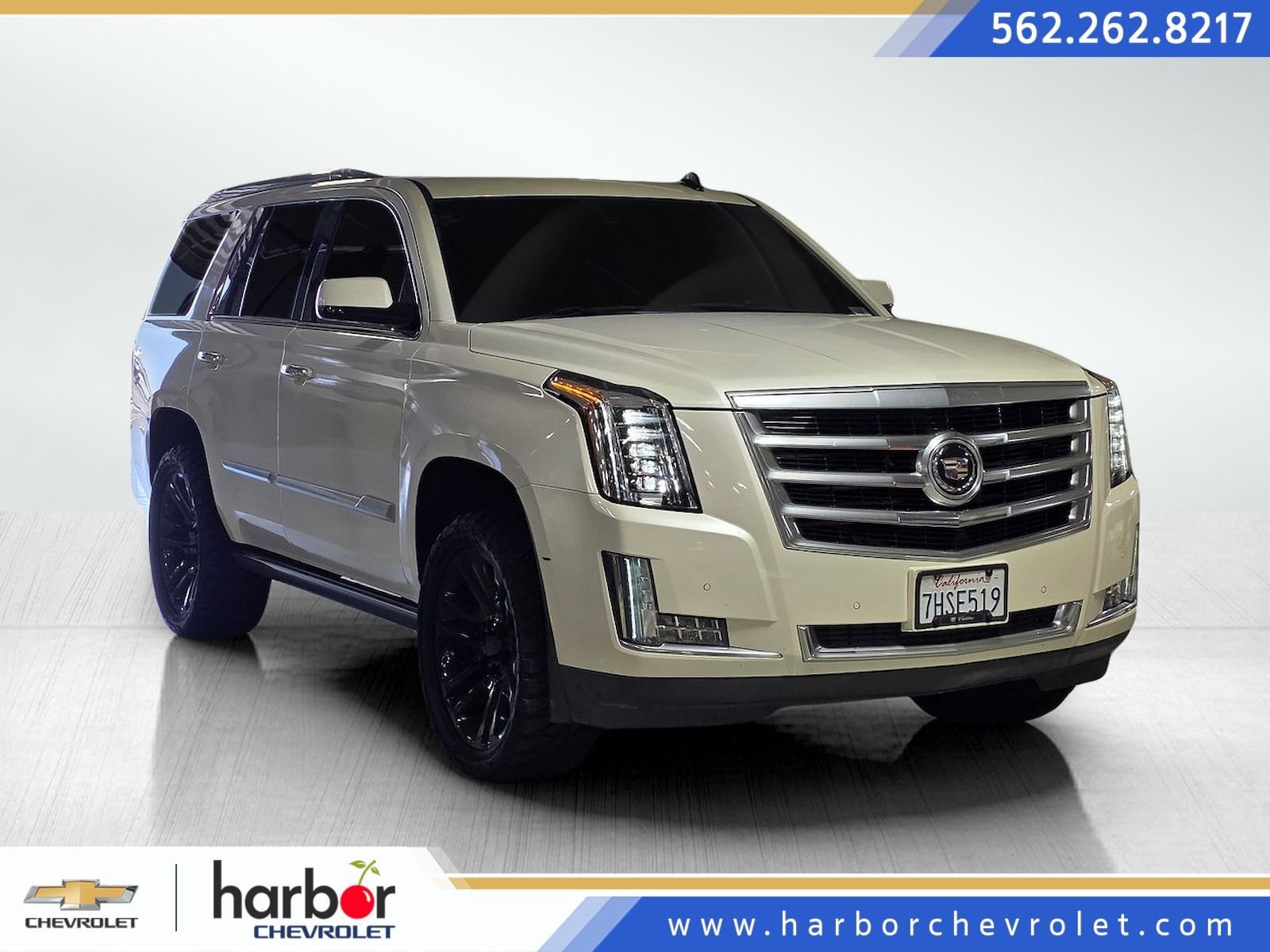 2015 Cadillac Escalade AWD Premium's photo