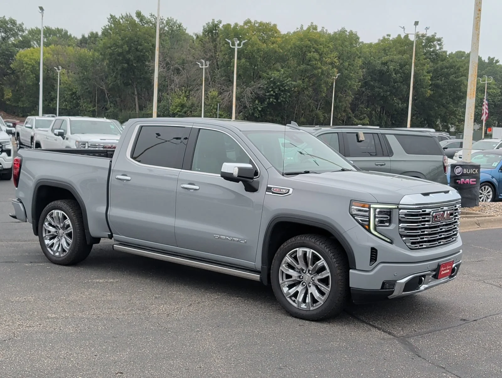 Used 2025 GMC Sierra 1500 Denali with VIN 1GTUUGEL9SZ157929 for sale in Saint Paul, Minnesota