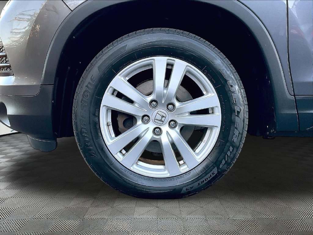 Used 2018 Gray Honda LX image 7