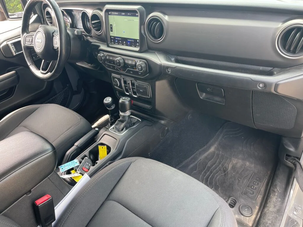 Used 2022 Sting-Gray Clearcoat Jeep Willys image 30