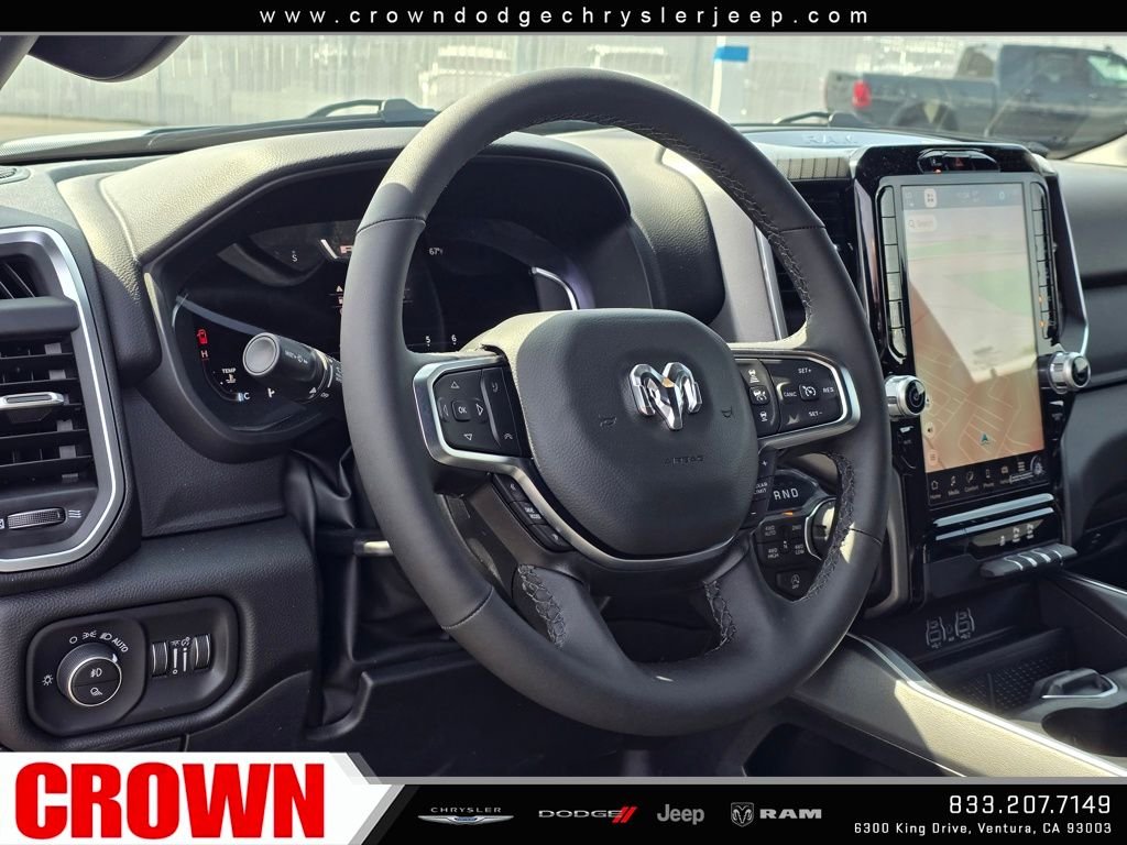 New 2026 Diamond Black Crystal Pearl-Coat Exterior Paint RAM Big Horn/Lone Star image 17