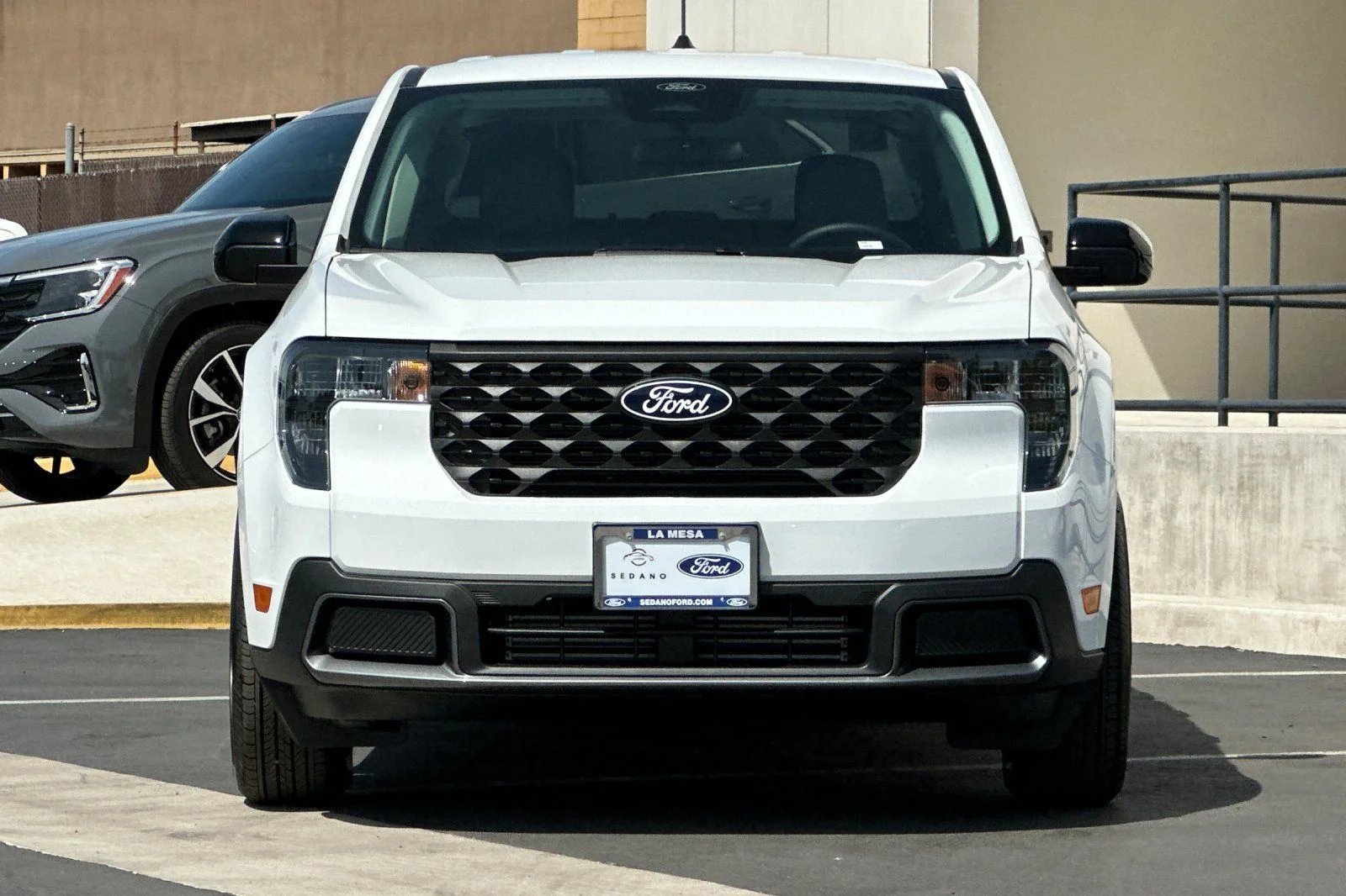 New 2026 Oxford White Ford XLT image 8