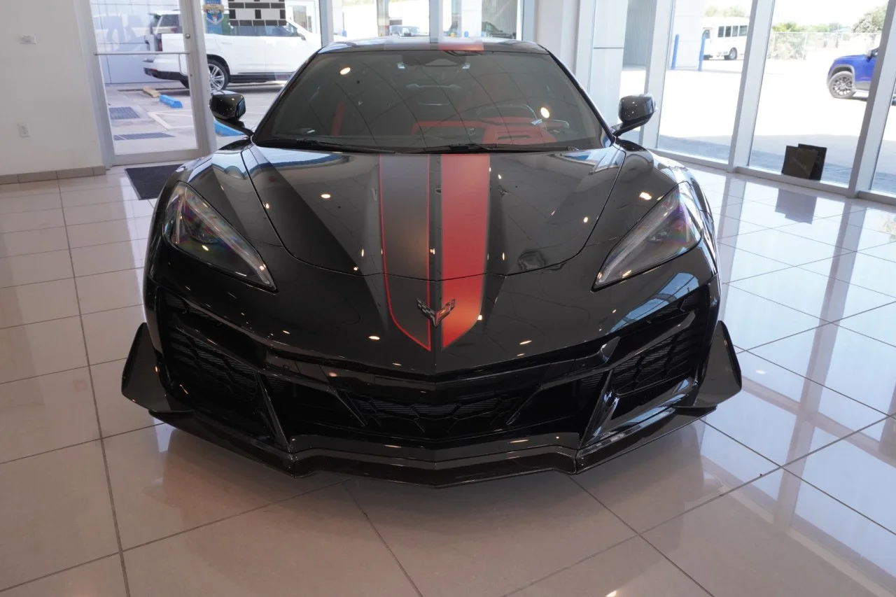 2026 Chevrolet Corvette 3LZ - Photo 2