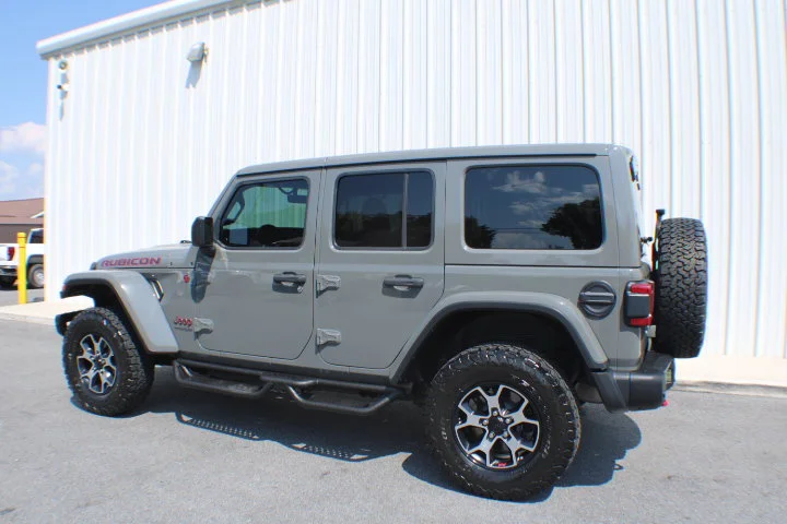 Used 2020 Gray Jeep Rubicon 4x4 image 3