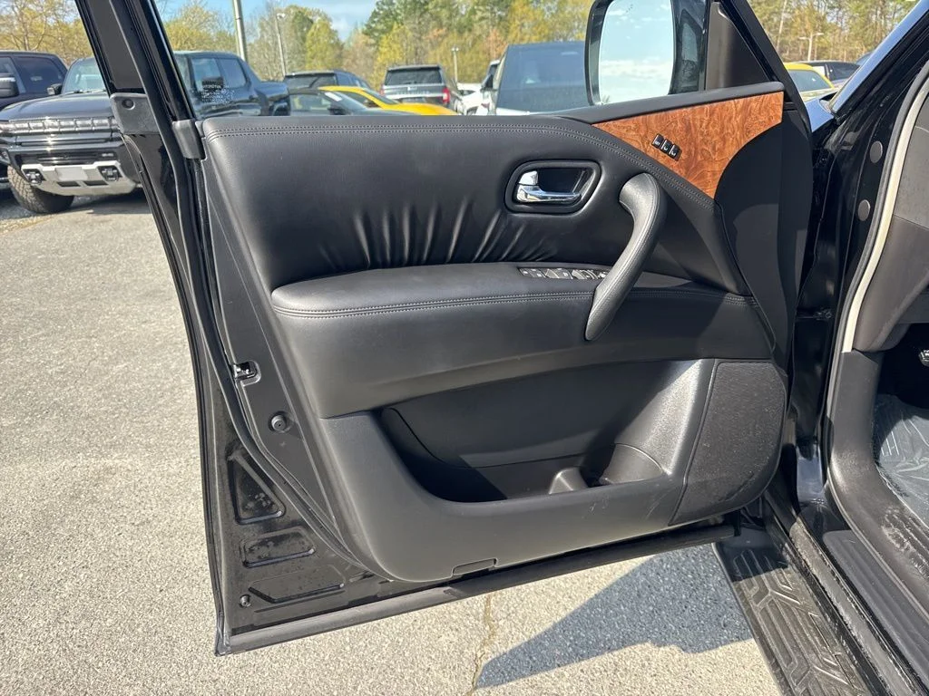 Used 2024 Black Nissan SL image 28