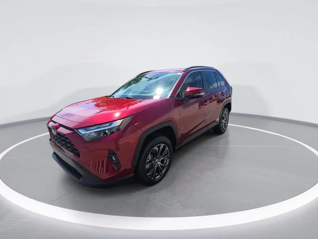 Used 2023 Red Toyota XLE Premium image 4