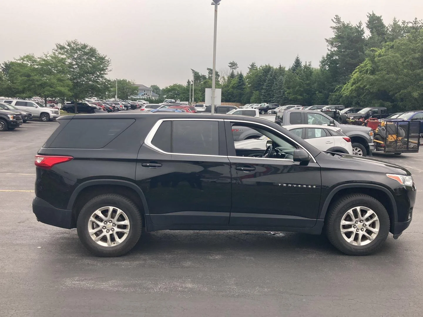 Used 2021 MOSAIC BLACK METALLIC Chevrolet LS image 8