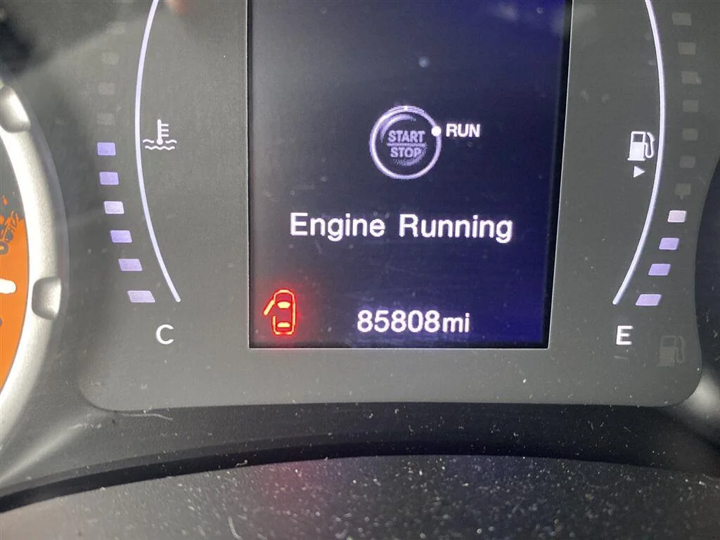 Used 2018 Omaha Orange Jeep Sport image 21