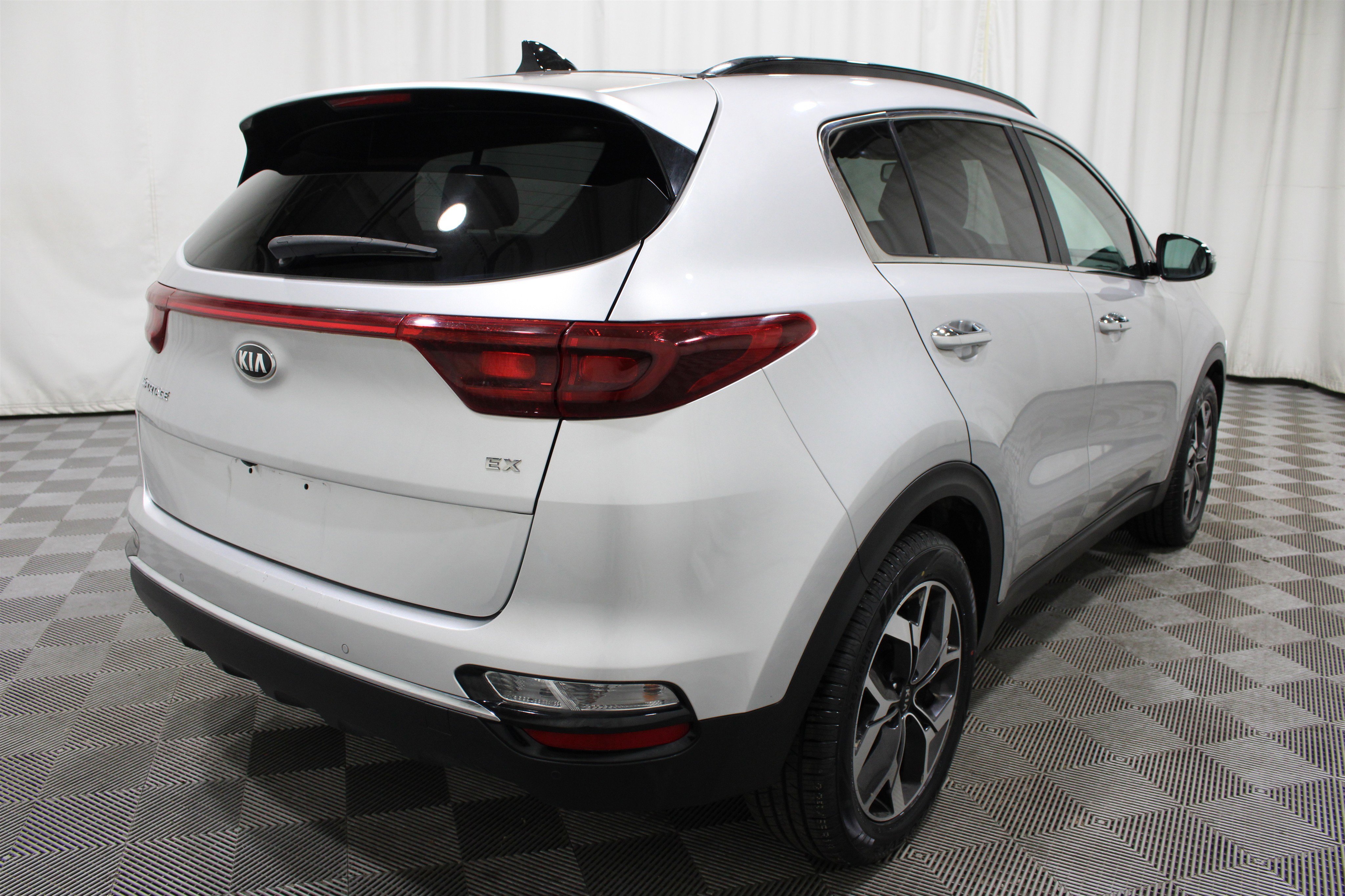 Used 2021 Sparkling Silver Kia EX image 31