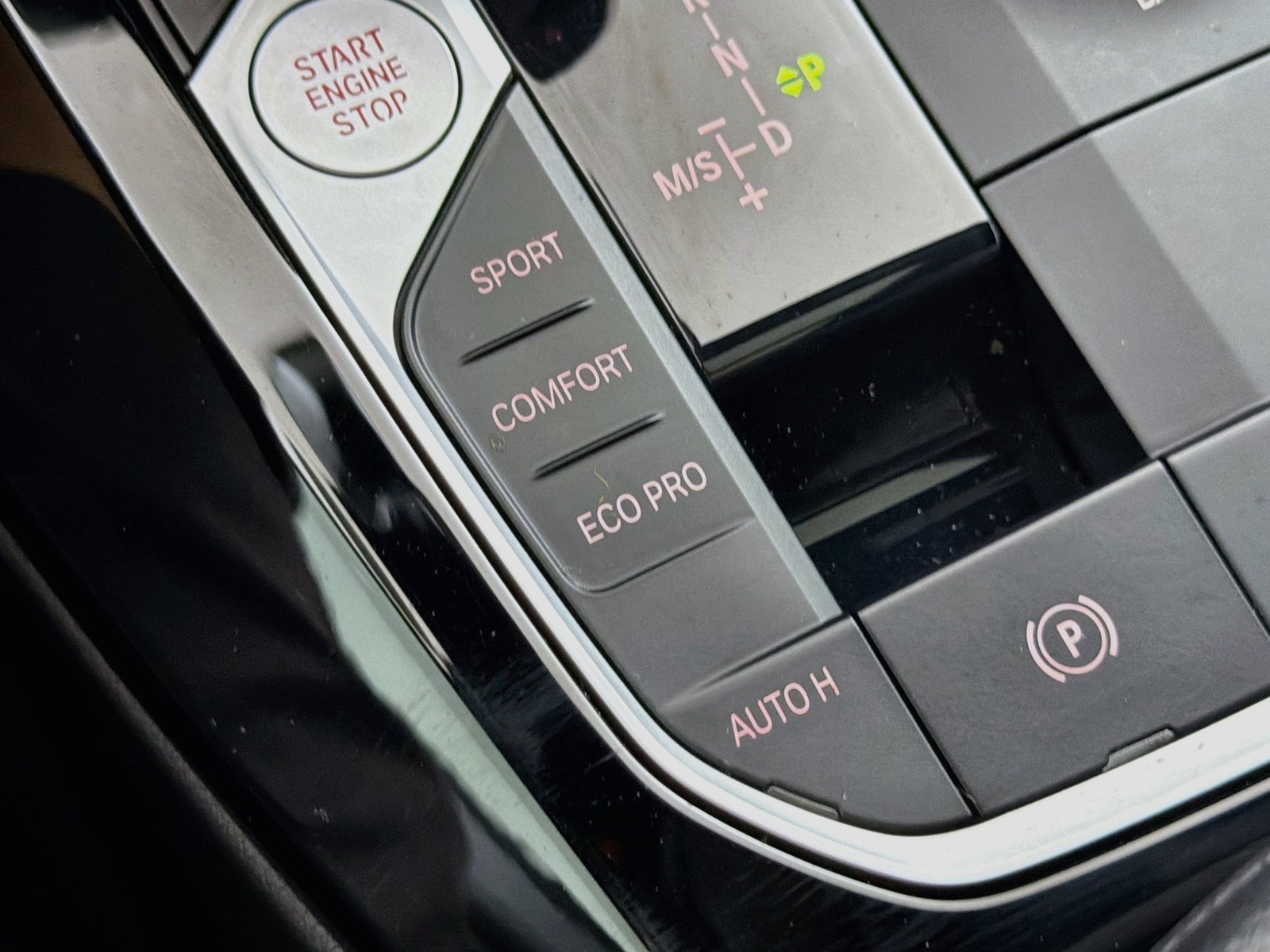 Used 2023 Jet Black BMW sDrive30i image 19