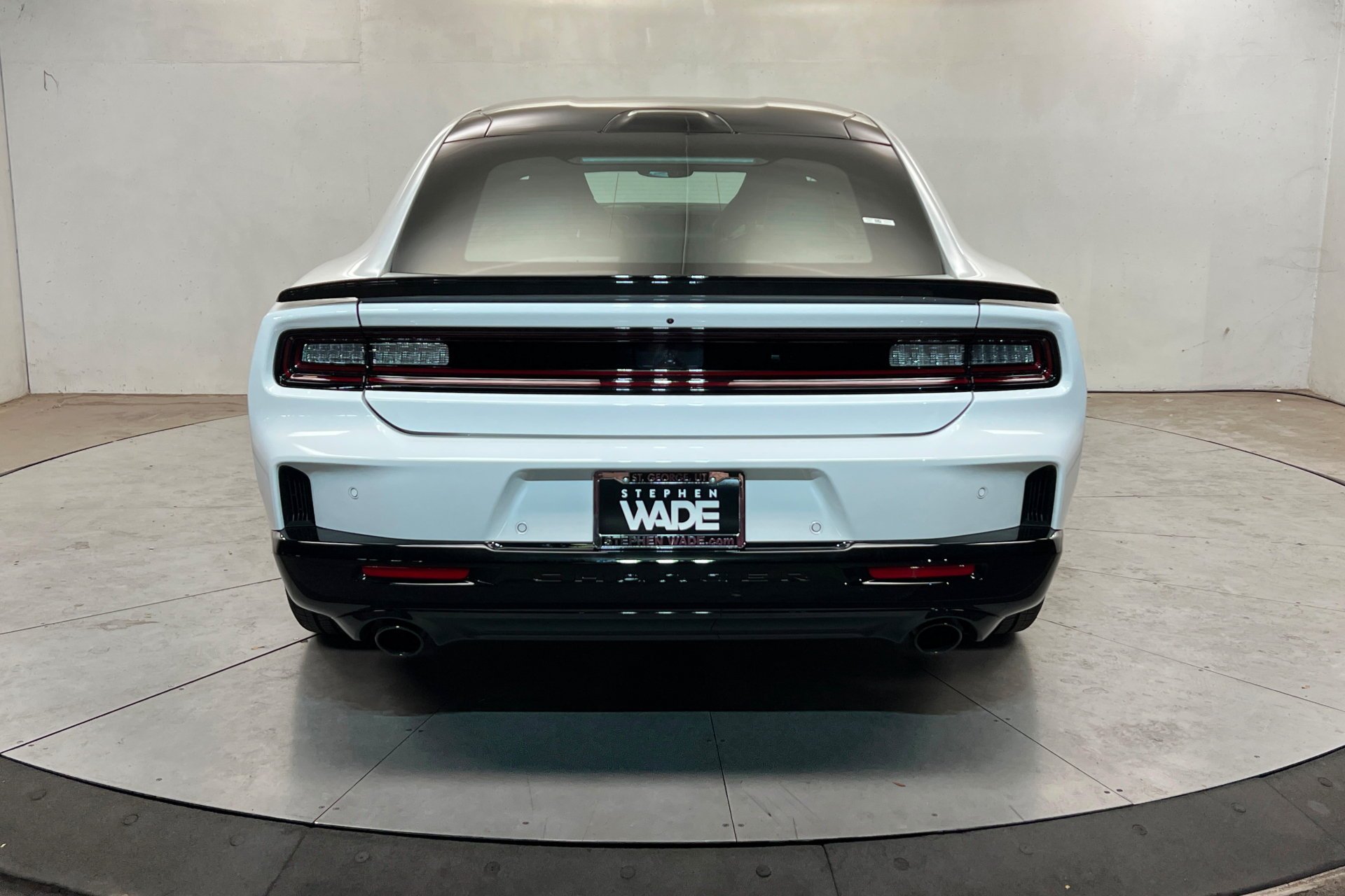 New 2026 White Knuckle Exterior Paint Dodge R/T Plus image 5