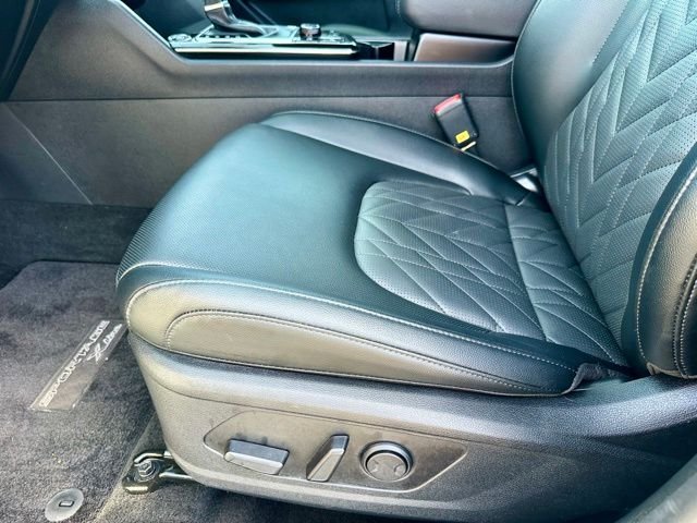 Used 2024 White Kia X-Line image 14