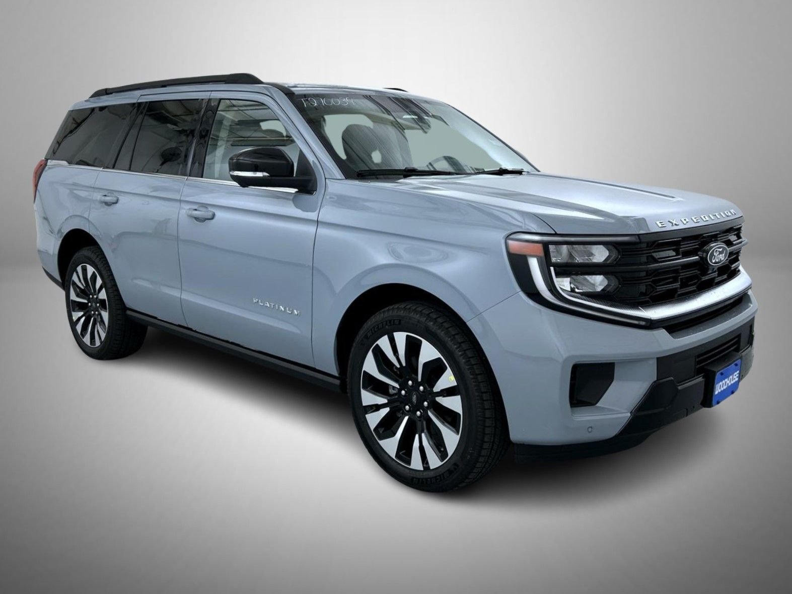 New 2027 Glacier Gray Metallic Tri-Coat Ford Platinum image 3