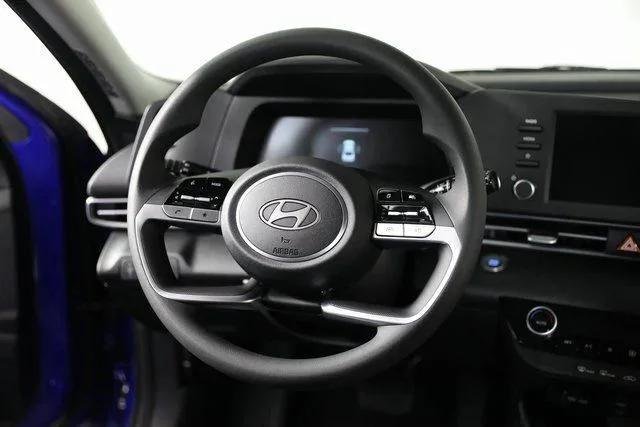 2025 Hyundai Elantra Blue - Photo 69