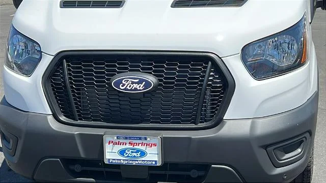 New 2026 Oxford White Ford Passenger Van XL image 25