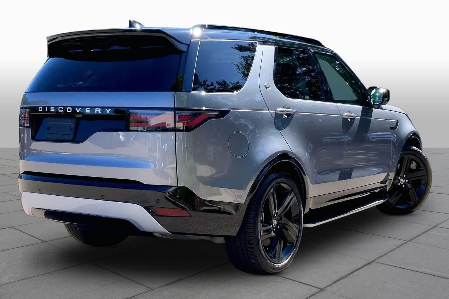 Used 2026 Eiger Grey Metallic Land Rover Gemini Edition image 12