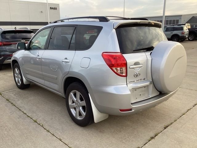 Used 2008 Classic Silver Toyota Limited image 12