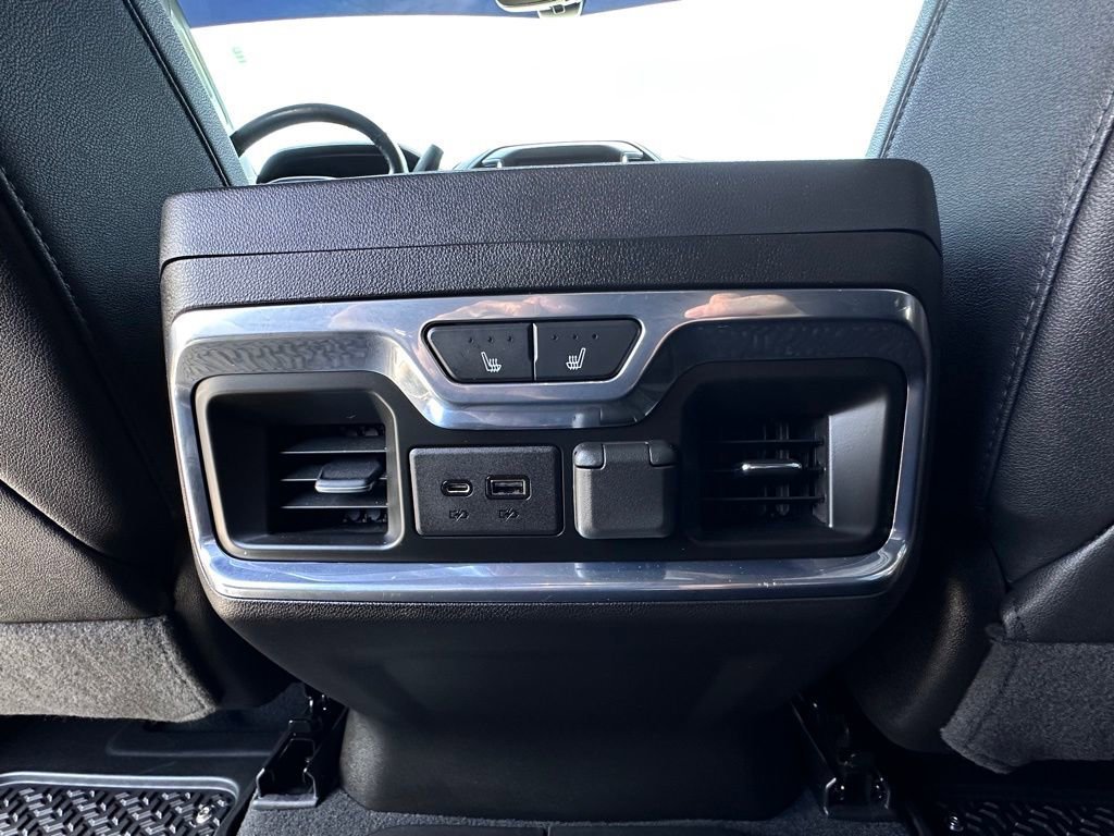 Used 2021 SUMMIT WHITE GMC AT4 image 28