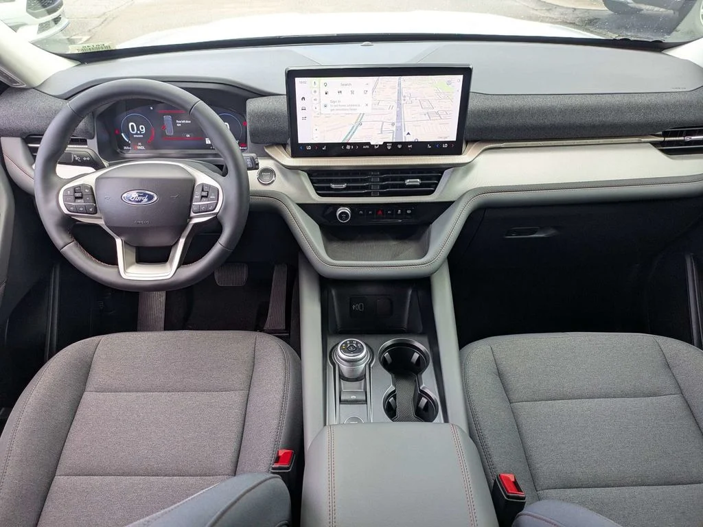 New 2026 Space White Metallic Ford Active image 17