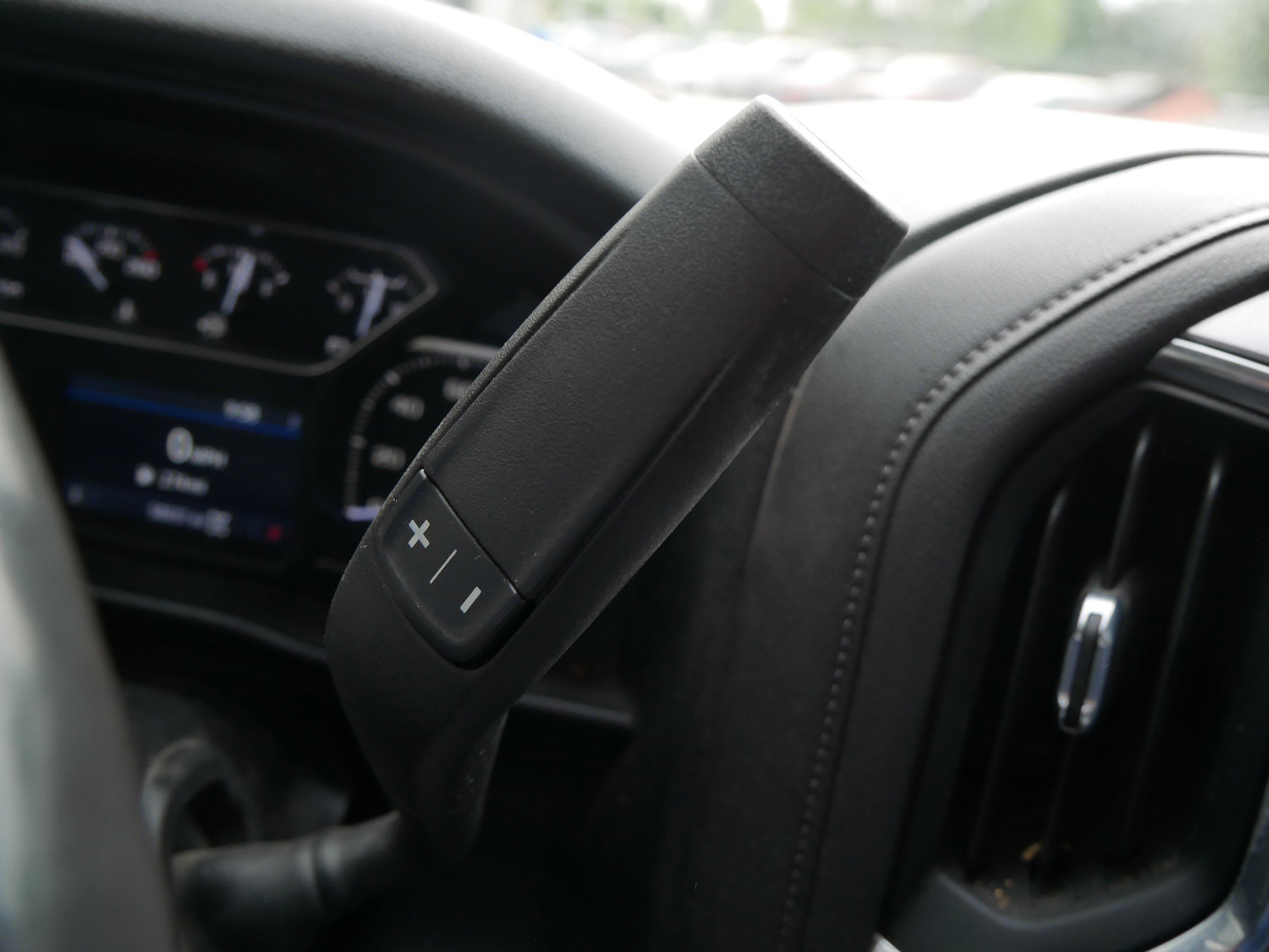 Used 2021 Onyx Black GMC Elevation image 24
