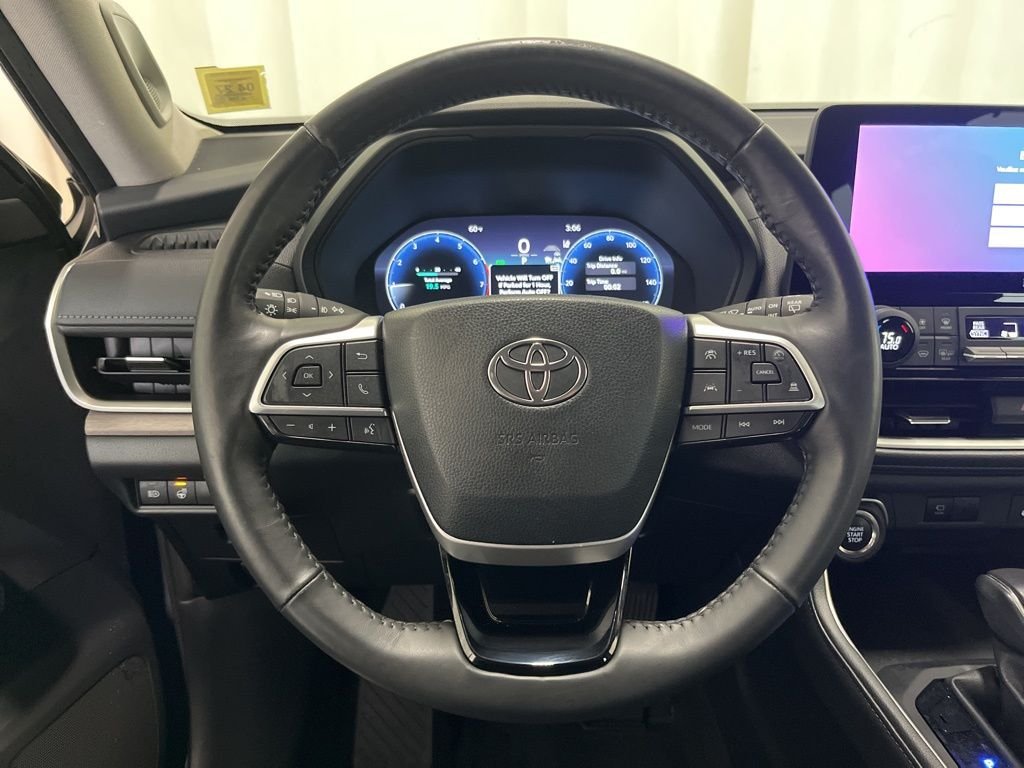 Used 2024 Cloud Toyota Limited image 5