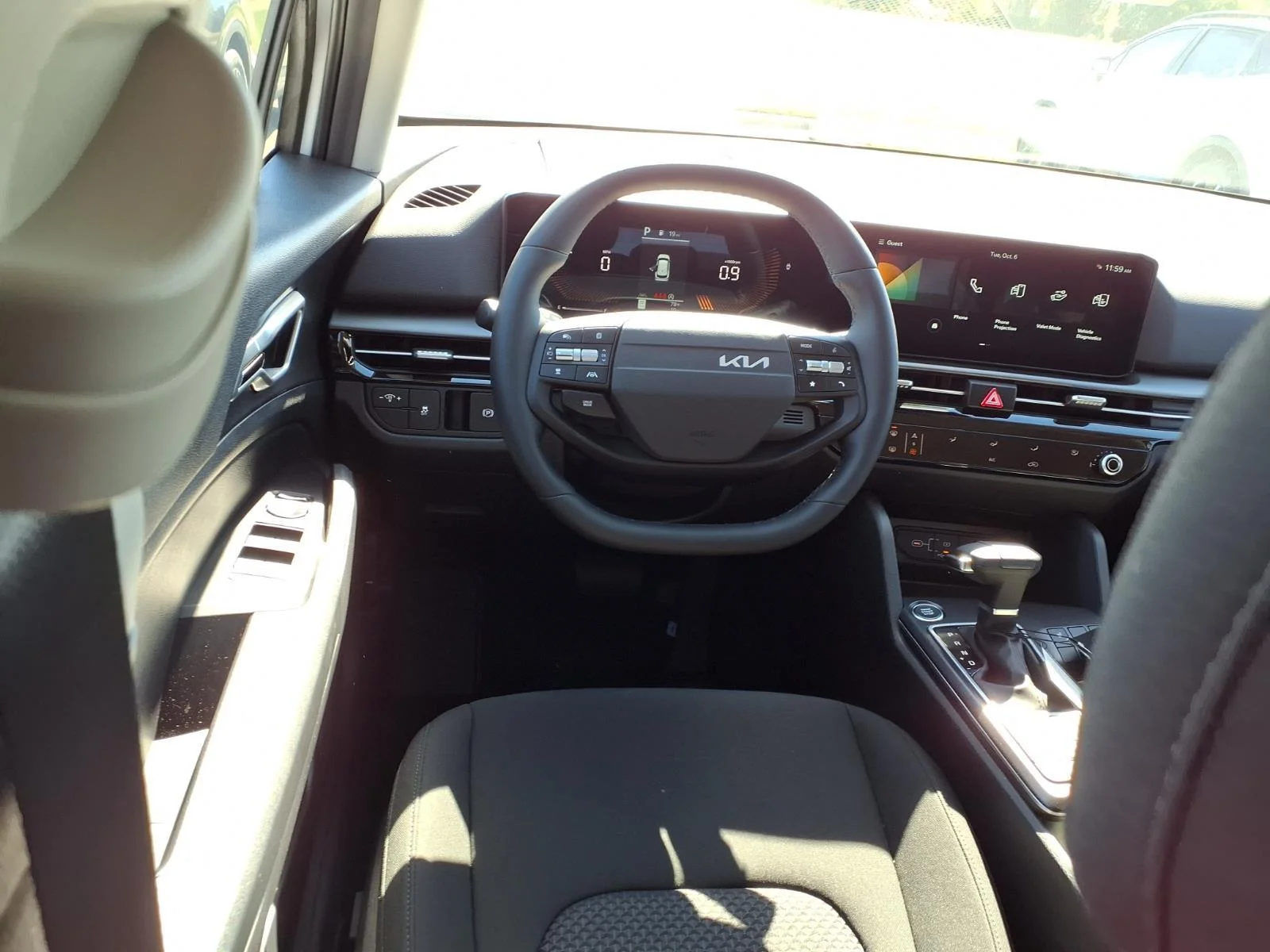 New 2026 Glacial White Pearl Kia LX image 3