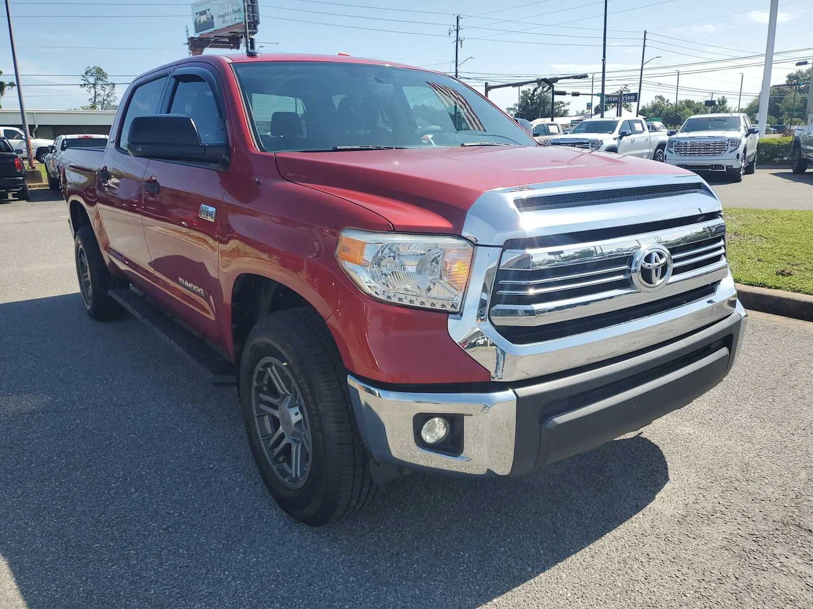 Used 2016  Toyota SR5 image 8