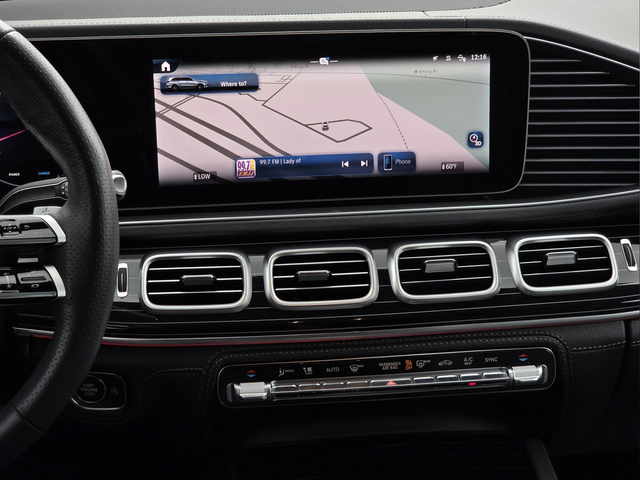 Used 2025 Black Mercedes-Benz GLS 580 image 13