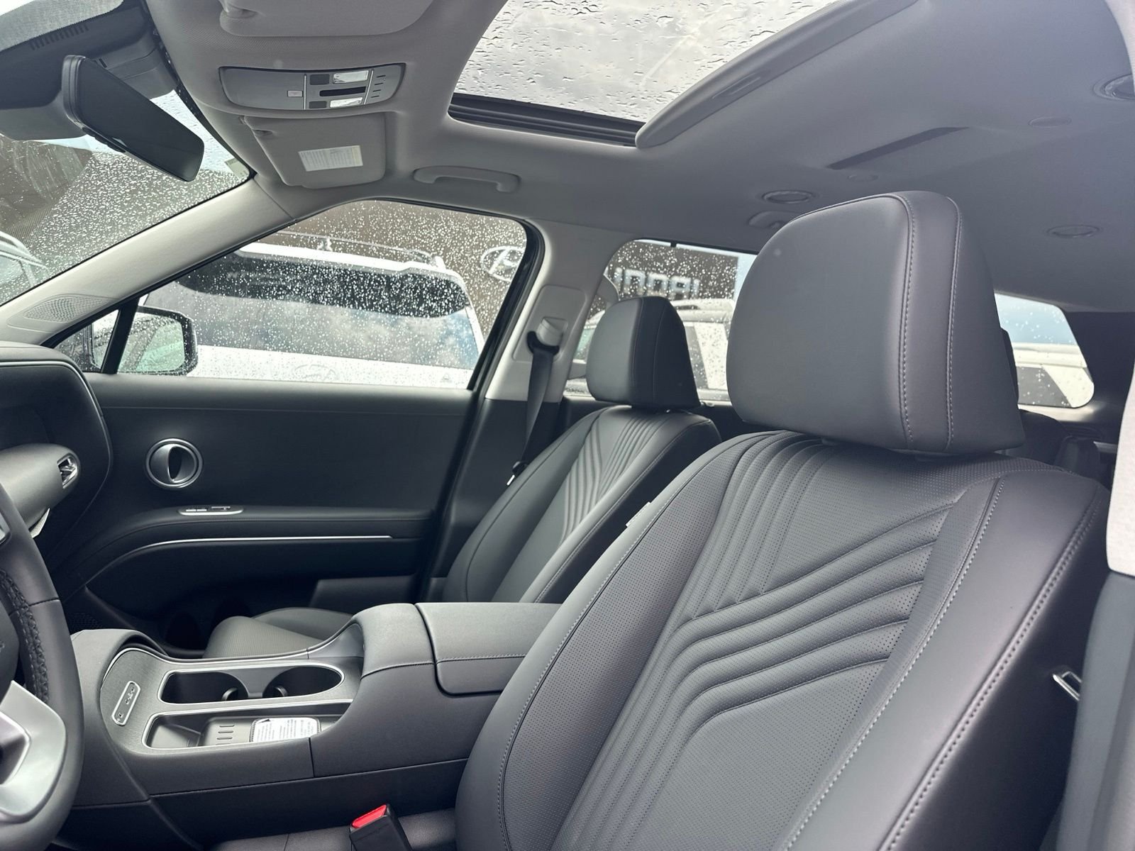 New 2026 Black Hyundai SEL Premium AWD image 9