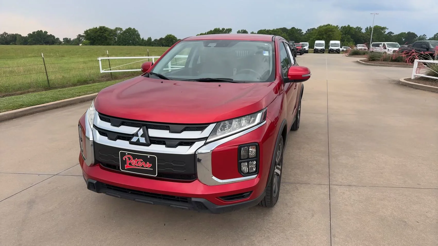 Used 2024 Red Mitsubishi 2.0 SE image 4