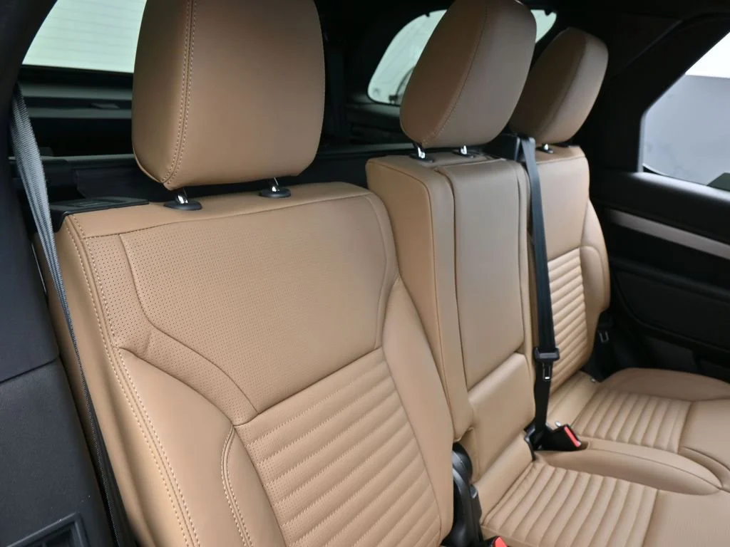 2026 Land Rover Discovery Gemini Edition - Photo 45