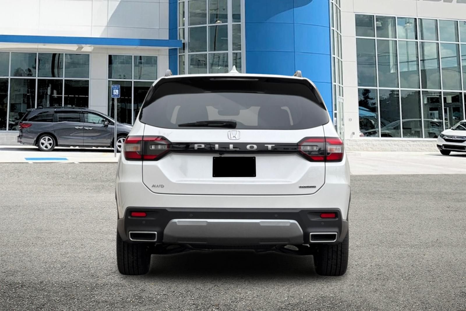 New 2026 Platinum White Pearl Honda Touring image 5