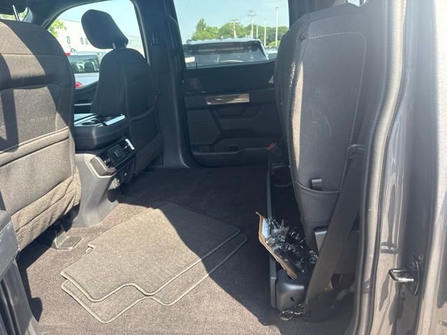 Used 2023 Gray Ford XLT image 10
