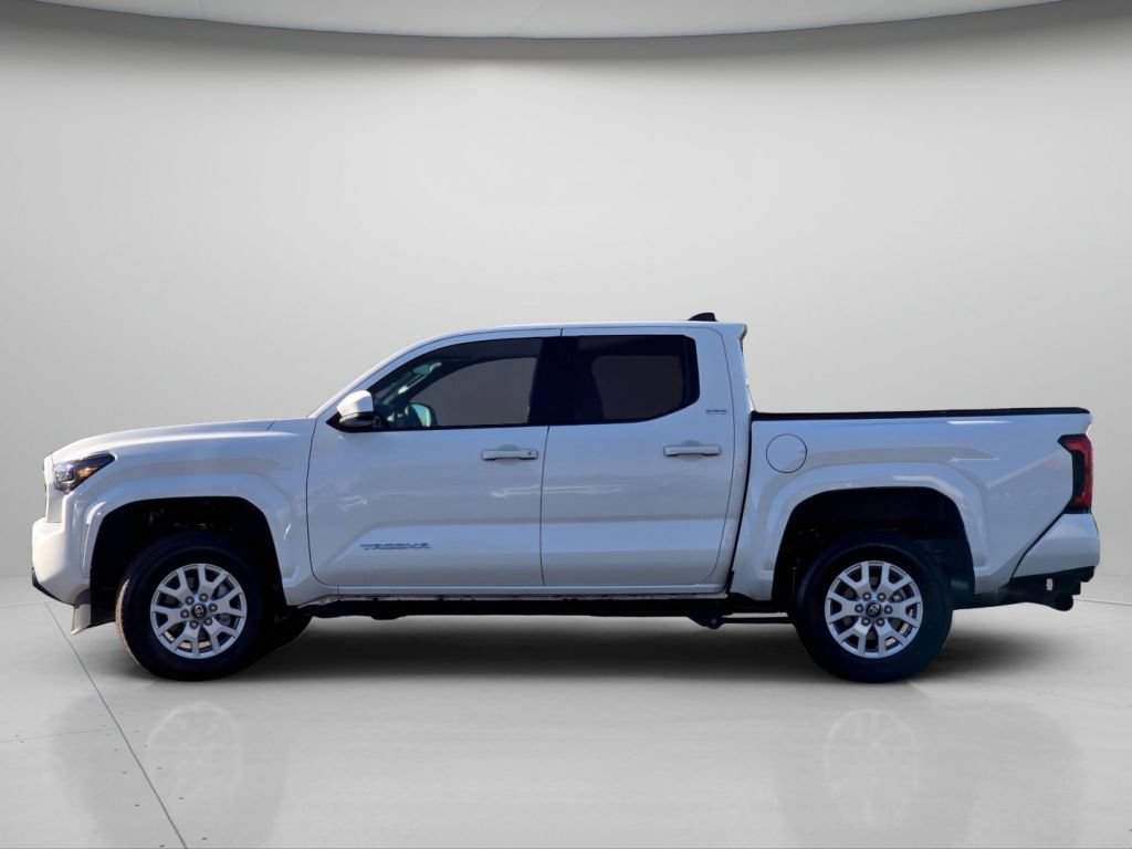 Certified Used 2025 Ice Toyota SR5 image 20