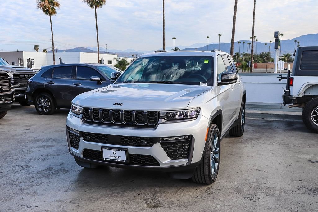 New 2026 Silver Jeep 85th Anniversary Edition image 4