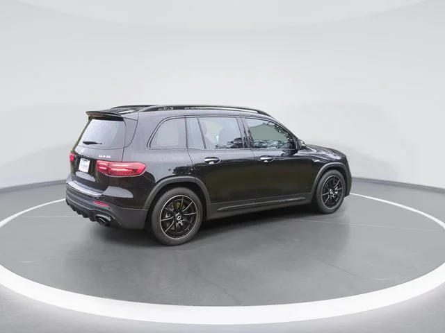 Used 2025  Mercedes-Benz GLB 35 AMG® image 8