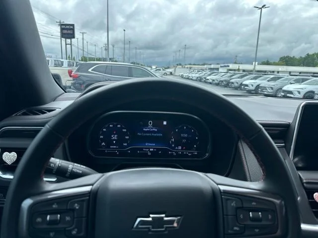 Used 2023 White Chevrolet RST image 39