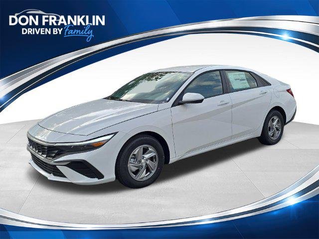 2026 Hyundai ELANTRA SE
