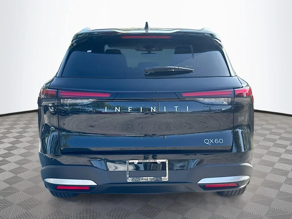 New 2027 MINERAL BLACK INFINITI Luxe FWD image 6