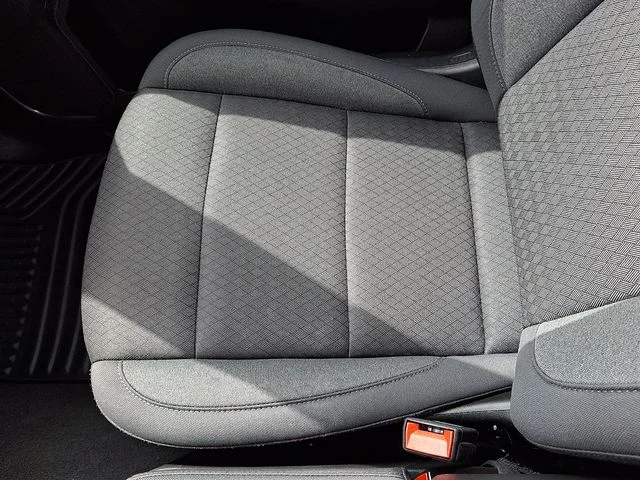 Used 2022 Gray Chevrolet LT image 26