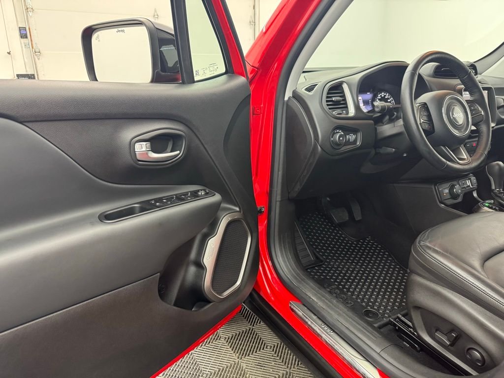 Used 2022 Colorado Red Clearcoat Jeep Limited image 15