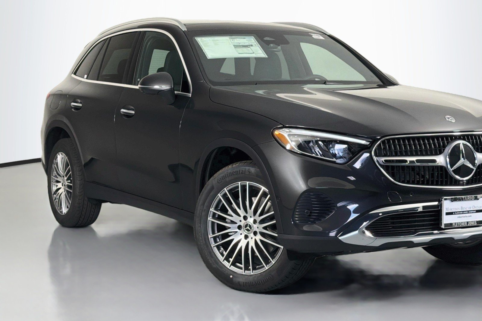 New 2027 Graphite Grey Metallic Mercedes-Benz GLC 300 SUV image 13