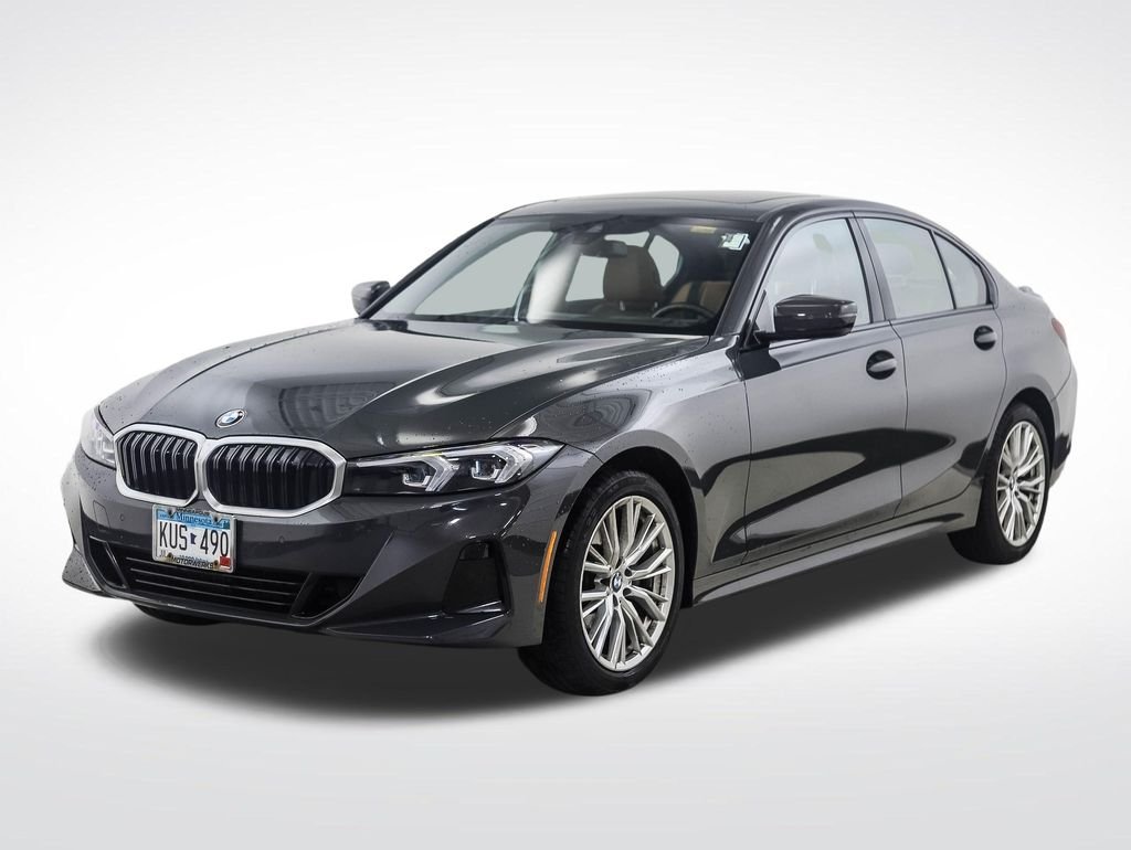2023 BMW 3 Series 330i xDrive Sedan's photo