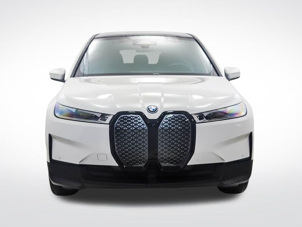 Certified Used 2024 Alpine White BMW xDrive50 image 8